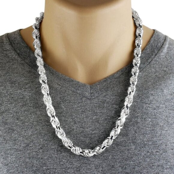 STERLING SILVER DIAMOND CUT ROPE CHAIN NECKLACE IN 9MM (GAUGE 200) WIDTH. - Picture 1 of 3